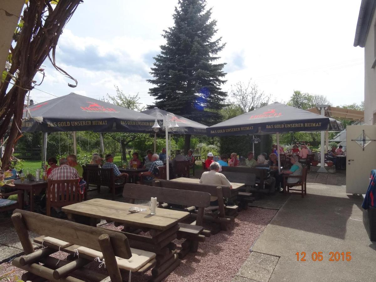 Hotel 4 Jahreszeiten Mit Restaurant Albstadt Buitenkant foto