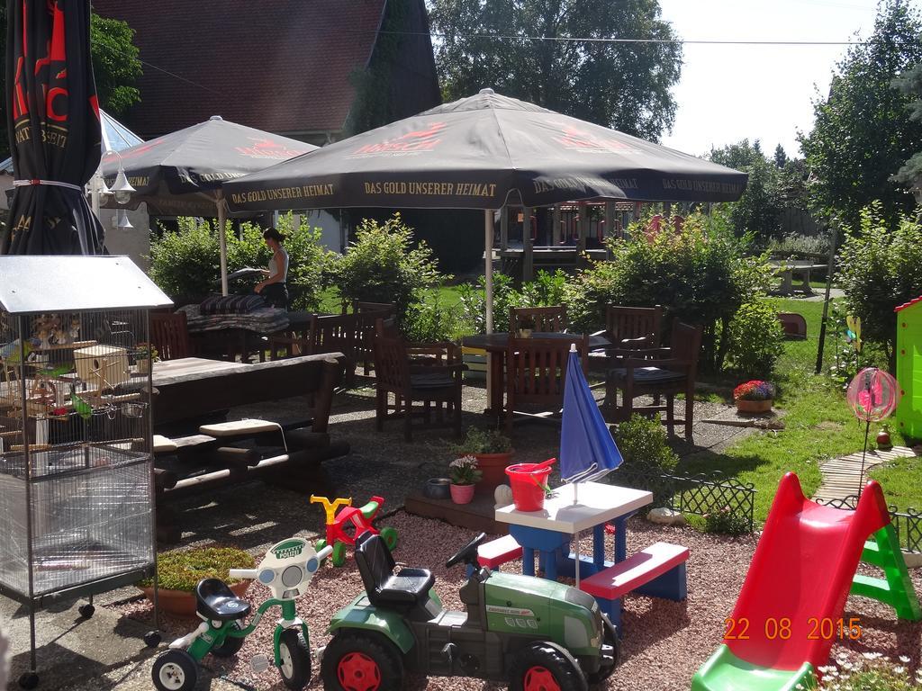Hotel 4 Jahreszeiten Mit Restaurant Albstadt Buitenkant foto