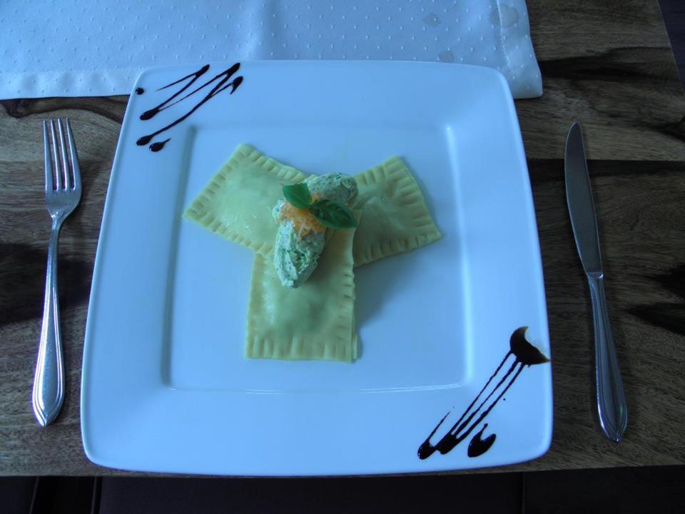 Hotel 4 Jahreszeiten Mit Restaurant Albstadt Buitenkant foto